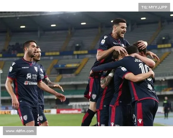 西甲季中赛程密集考验球队深度与体能备战挑战